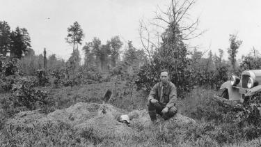 Thwaites (right) and a colleague digging a test pit in search of drift north of Bonduel, July 17, 1928. Image courtesy Wisconsin Geological and Natural History Survey (University of Wisconsin-Madison)